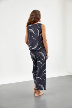 Mariposa Tank - Malaga Print - ReAmour -AGOLDE Shop 0067 Mariposa Malaga 0066 web 49144f25 24b8 4b82 a3f2 5a6a966b9815