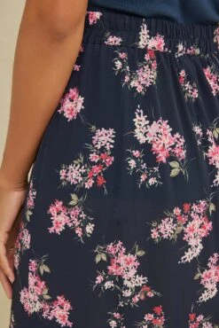 Ollie Midi Skirt - Whitby Floral -AGOLDE Shop 0099OllieWhitby 4849 web 2fab7daf cefd 4a97 833e bf49280ac181