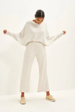 Willow Scallop Knit Pants - ReAmour -AGOLDE Shop 0327 Willow Scallop Natural Birch 1765 web 47973fd0 dd59 4e1a 858d 8c5af4eef8ef