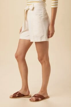 Milo Femme Fête Short - Salt -AGOLDE Shop 0341 Milo Short Salt 2