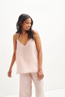 Gretta Cottonseed Cupro Tank - Rose - ReAmour -AGOLDE Shop 0350 Gretta Top Rose 1195 web be68d0c2 9c83 49b6 8797 5fb274aa0d79