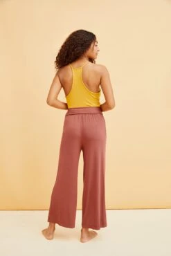 Rowan Zero-Waste Pant - Earth -AGOLDE Shop 0356 Rowan Earth 1018 web 12511809 edb2 49bb abc8 5e6d8325f506