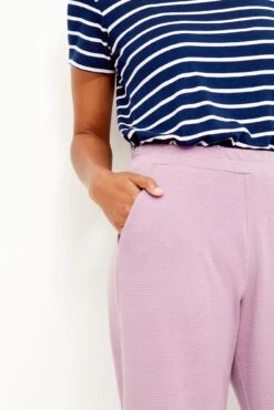 Willow Scallop Knit Pants - Lavender -AGOLDE Shop 0391 Cropped Willow Scallop Lavender 1519 web 54904b4b 8fe2 4e86 a570 267841d1f1b9