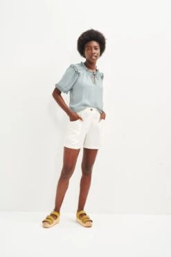 Zuri Cupro Blouse - Eucalyptus 7 Zuri Cupro Blouse - Eucalyptus -AGOLDE Shop 0396 Zuri Eucalyptus 0226 web c4ac5c1f beae 46bb b47d 856a0c112aae