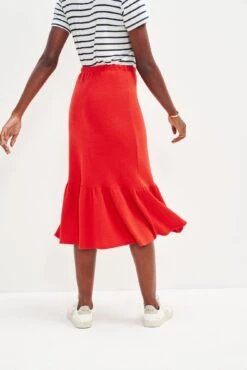 Melia Scallop Knit Skirt - Carmine 8 Melia Scallop Knit Skirt - Carmine -AGOLDE Shop 0405 Melia Carmine 1321 web eab7d1fb d111 4348 bfcf ad5bbfec85b8