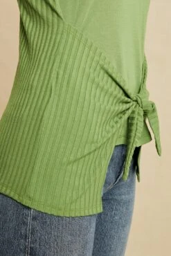 Celeste Knit Tank - Pear -AGOLDE Shop 0456 Celeste Pear 0124 web da759d90 c44d 4815 be64 3f76f5bc2606