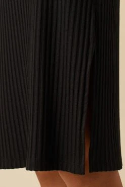 Zio Ribbed Skirt - Black 9 Zio Ribbed Skirt - Black -AGOLDE Shop 0464 Zio Black 5 16aacf1e ece5 417b 8025 e2af952785c2