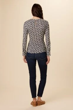 Jobeth Ecovero Blouse - Calico Navy 7 Jobeth Ecovero Blouse - Calico Navy -AGOLDE Shop 0467 Jobeth Viscose Calico Navy 3