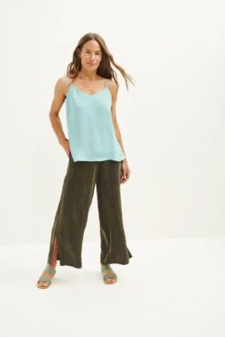 Lisbon Cupro Blouse - Aquamarine 6 Lisbon Cupro Blouse - Aquamarine -AGOLDE Shop 0491 Lisbon Aquamarine 1530 web f9eb4bcc 1a75 4d5b 9c06 58a9a76c4568