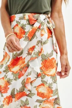 Rihanna Upcycled Skirt 11 Rihanna Upcycled Skirt -AGOLDE Shop 0500 Rihanna Seville Floral 2656 web