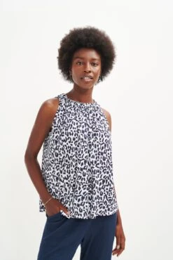 Floret Silken Modal Tank - Navy Sauvage - ReAmour -AGOLDE Shop 0503 Floret Sauvage Print 0180 web f87416e6 9db9 4b9f 87ca 5540c72f1d66