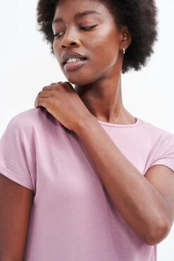 Chessa Dream Knit Tee - Lilac -AGOLDE Shop 0505 Chessa Lilac 1502 web ce0090d7 0751 411c 9176 ae707213d68d