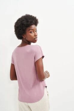 Chessa Dream Knit Tee - Lilac -AGOLDE Shop 0505 Chessa Lilac 1570 web f9a12433 509c 46e3 9627 5df153138a82