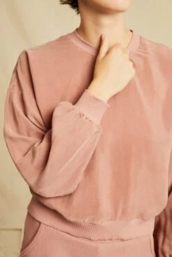 Mari Mixed Cupro Top - Quartz -AGOLDE Shop 0508 Mari Quartz 5611 web 5cdaafa9 393d 4a2c 811f 71a528a6693e