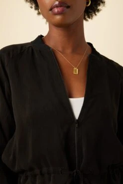 Roux Mixed Cupro Jacket - Black -AGOLDE Shop 0515 Roux Jacket Black 5 09c86b6a 3909 4a3c 9f46 10e5c6aff4ba