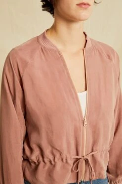 Roux Mixed Cupro Jacket - Quartz -AGOLDE Shop 0515 Roux Jacket Quartz 4065 web 81317932 deac 4224 b0bd a70205812b34