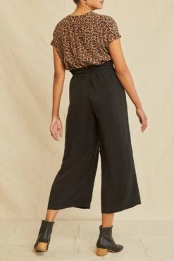 Gael Cottonseed Cupro Pants - Black -AGOLDE Shop 0549 Gael Black 4076 web a36c6867 d644 453d 9543 7b79197aba60