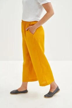 Salice Linen Pants - ReAmour 23 Salice Linen Pants - ReAmour -AGOLDE Shop 0558 Salice Linen Sunflower 1994 web 73fd2c7e d046 4e6f 8a37 b913a0255c26