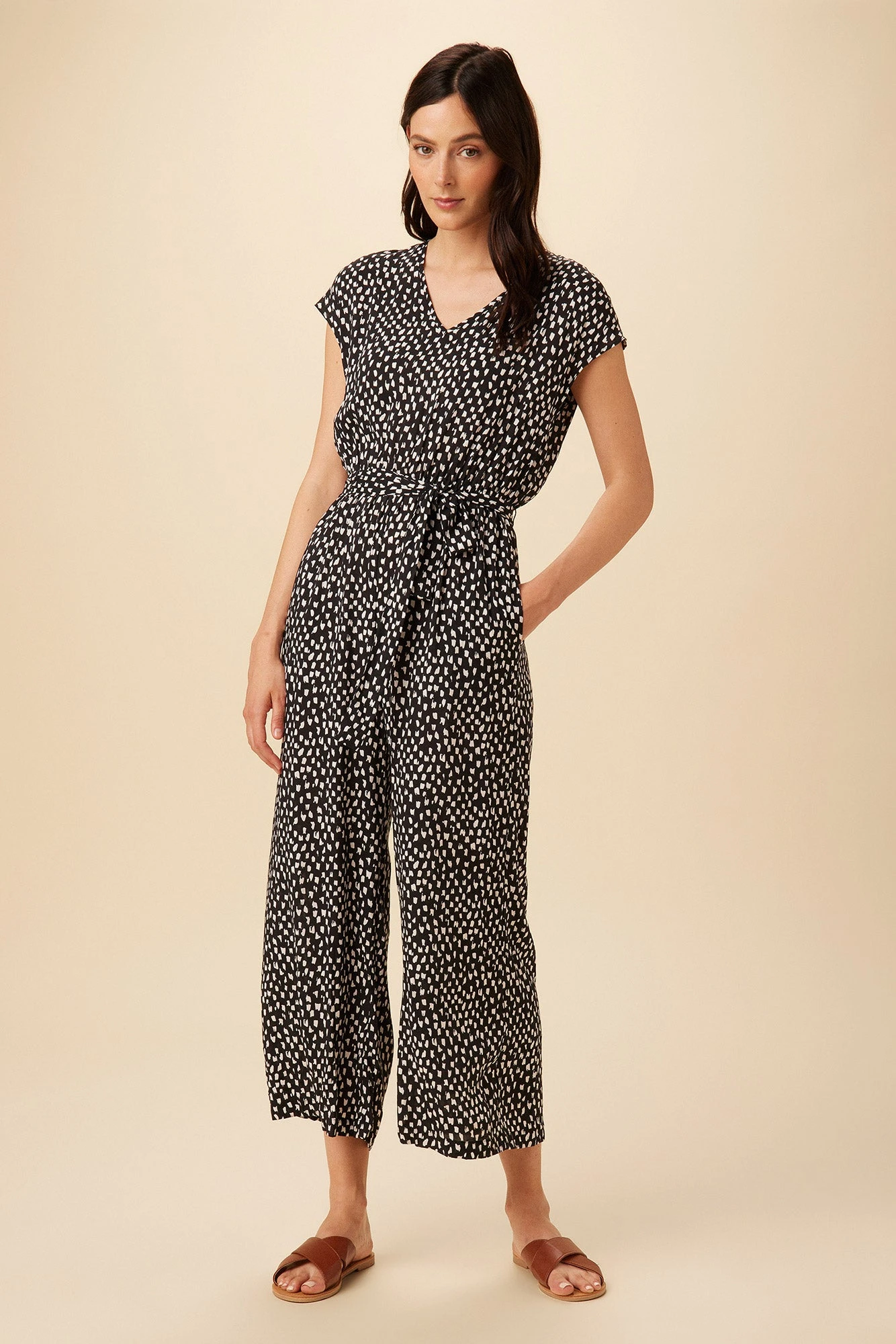 Wynnie Ecovero Jumpsuit - Italia 1 Wynnie Ecovero Jumpsuit - Italia