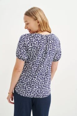 Lotta Washable Silk Blouse - Navy Sauvage -AGOLDE Shop 0563 Lotta Silk Sauvage Print 1252 web 24860948 b4ef 4ead b983 b153a6674a28