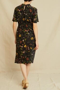 Valencia Washable Silk Dress 7 Valencia Washable Silk Dress -AGOLDE Shop 0604 Valencia St Germain Floral 0676 web