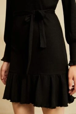 Ziggy Paris Rib Dress - Black -AGOLDE Shop 0638 Ziggy Black 4865 web 5099ab3f 5687 4f4a abc6 9a7a356f5282