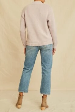 Enzo Wool Sweater - Dawn - ReAmour -AGOLDE Shop 0650 Enzo Dawn 1116 web c381bdb6 4ac2 4ede 8d10 add9686a6b34