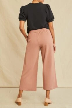 Eugenia Luxe Fleece Pants - Quartz -AGOLDE Shop 0716 Eugenia Luxe Quartz 3450 web cc7e4f5c b38f 47a7 b3b6 a69dc7976139