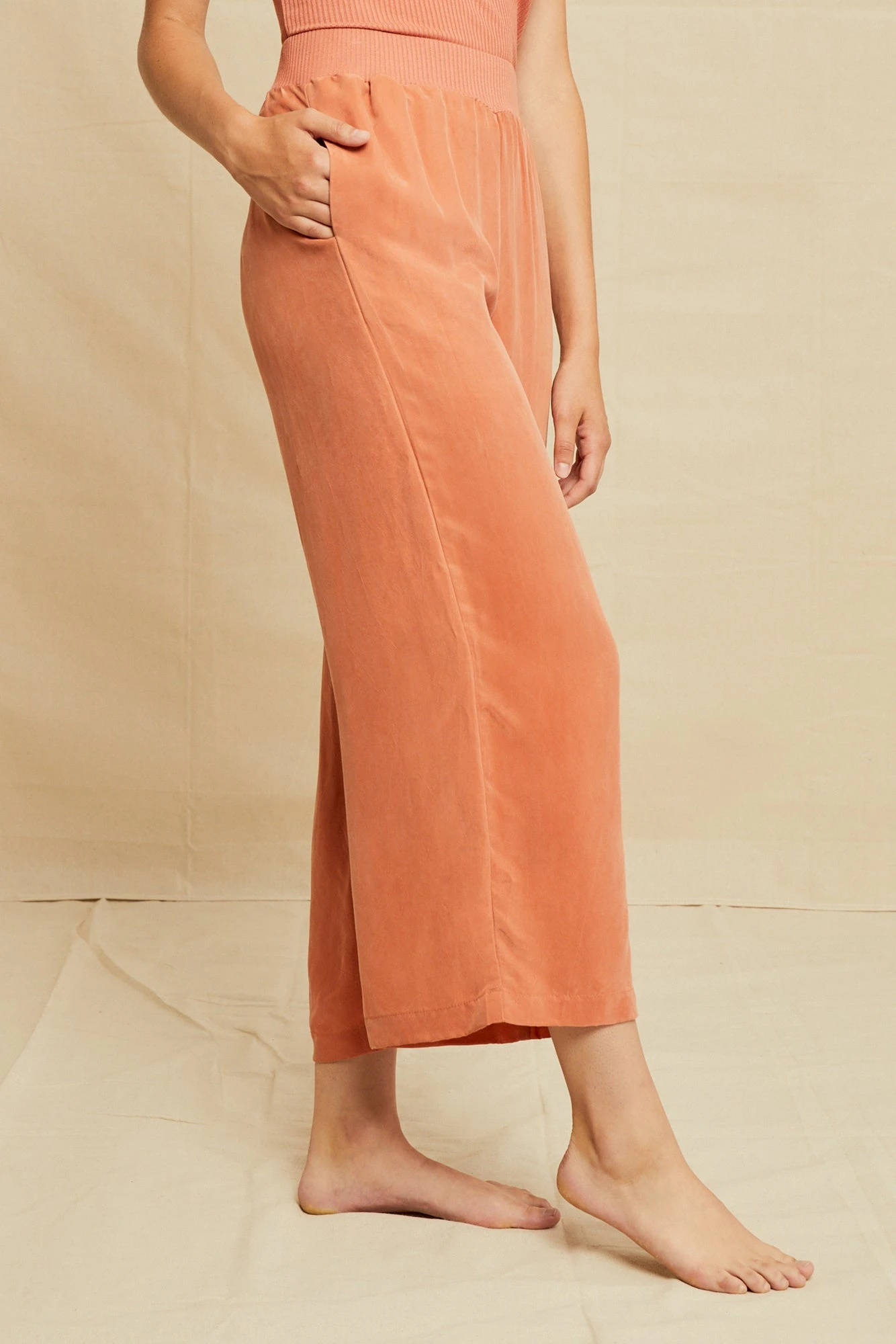 Salice Mixed Cupro Pants - Hibiscus 2 Salice Mixed Cupro Pants - Hibiscus - Image 2