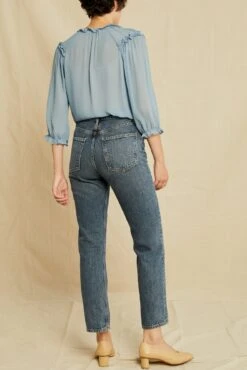 Silva Crinkle Cupro Blouse - Pool -AGOLDE Shop 0804 Silva Pool 3390 web d941c28c f6cb 4312 aef0 971abda5aab5