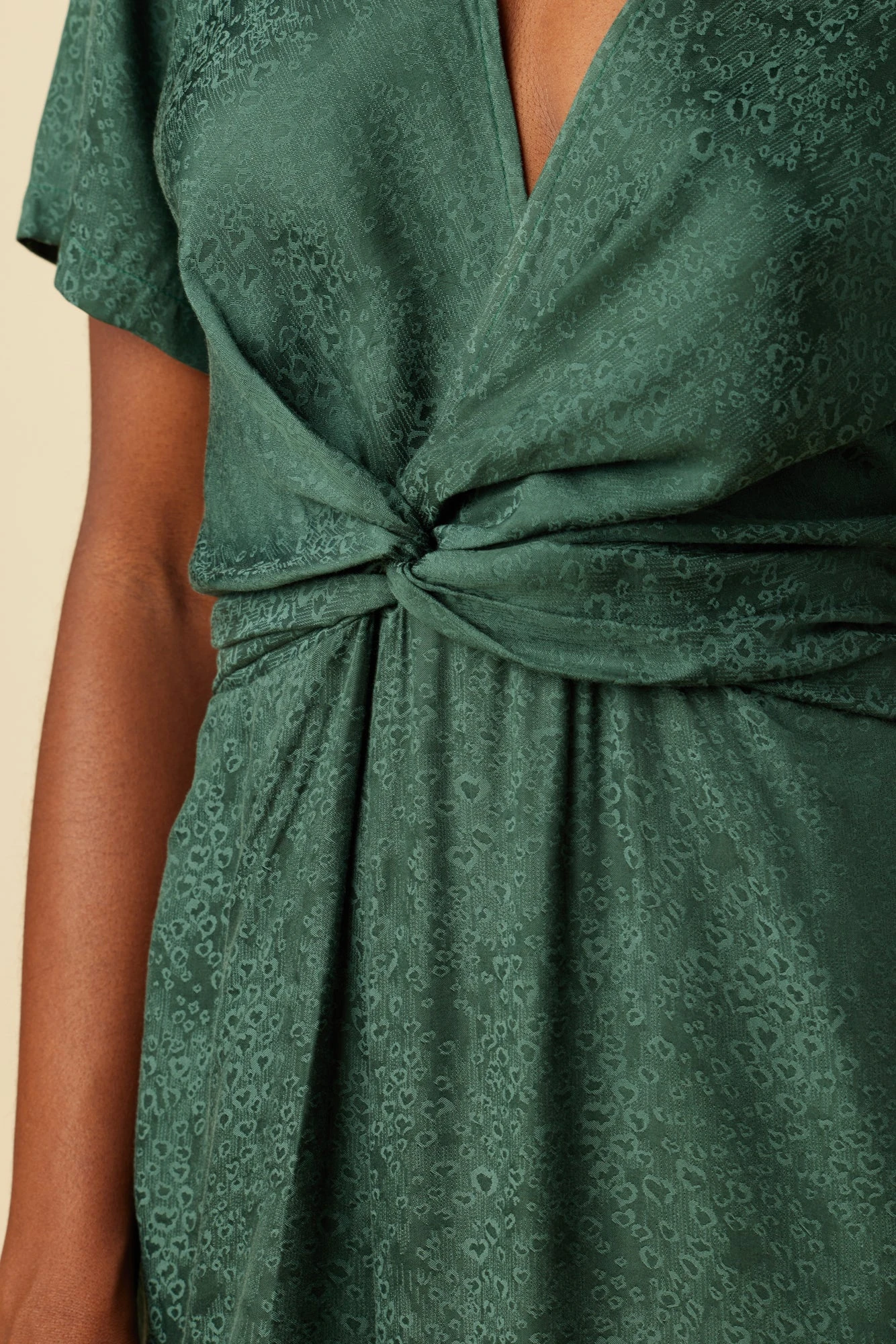 Fantasia Cupro Viscose Jacquard Jumpsuit - Darkest Spruce 4 Fantasia Cupro Viscose Jacquard Jumpsuit - Darkest Spruce - Image 4