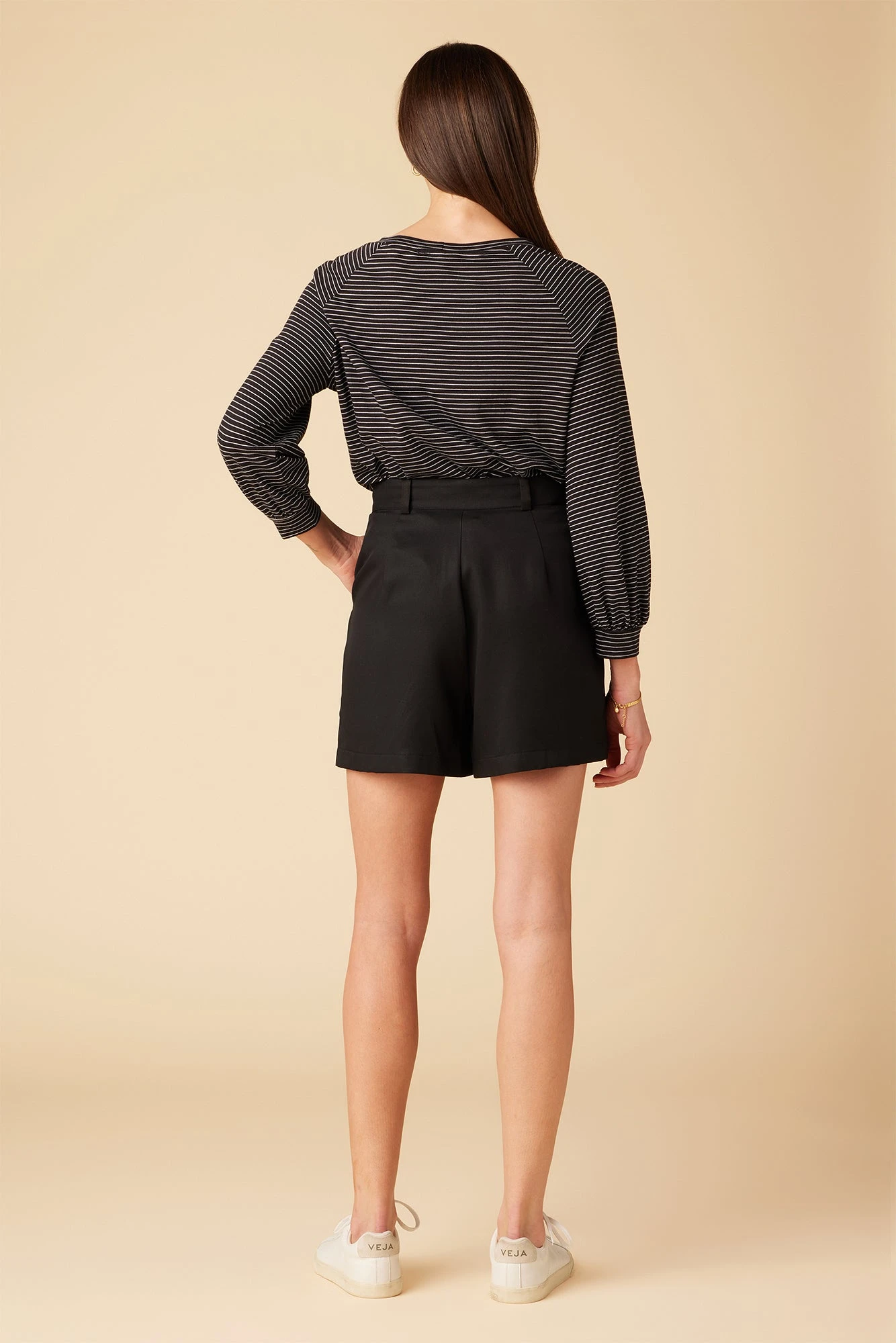 Larisa Tencel Twill Short - Black 4 Larisa Tencel Twill Short - Black - Image 4