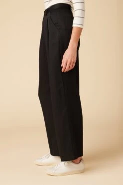 Holland Tencel Twill Pant - Black 8 Holland Tencel Twill Pant - Black -AGOLDE Shop 10160 Holland Twill Black 2