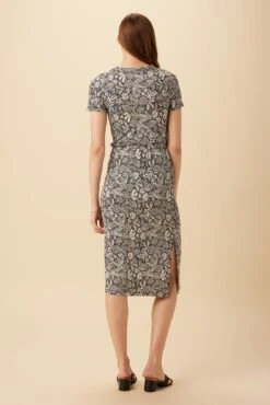 Vindy Viscose Knit Skirt - Nina Black 8 Vindy Viscose Knit Skirt - Nina Black -AGOLDE Shop 10276 Vindy Viscose Knit Nina Black 3