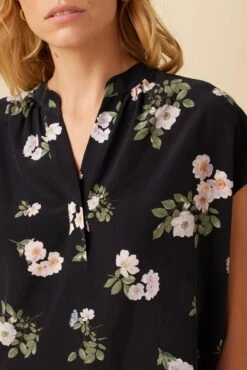 Renata Washable Silk Blouse - Ladera Floral 8 Renata Washable Silk Blouse - Ladera Floral -AGOLDE Shop 1068 Renata Ladera Floral 4