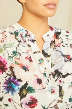 Renata Washable Silk Blouse 16 Renata Washable Silk Blouse -AGOLDE Shop 1068 Renata Windsor 0927 web