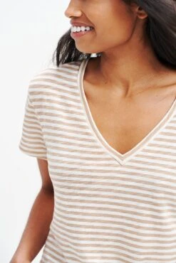 Joline Reverie Slub Tee - Soleil Stripe Tan -AGOLDE Shop 1334 Joline Soliel Stripe Tan Ivory 1097 web 00d78c0e aea8 4bbd 9585 7d7f4a4660ea