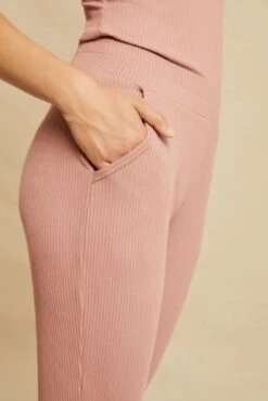 Skylar Paris Rib Joggers - Quartz -AGOLDE Shop 2050SkylarParisRibQuartz 0830 web 161471bb 8ea3 4fda 9def 8e92769cc55d