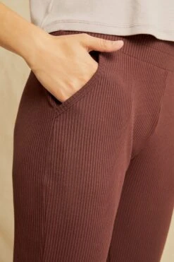 Skylar Paris Rib Joggers - Mocha -AGOLDE Shop 2050 Skylar Paris Rib Mocha 0612 web 175a8b53 7c05 493c 82c9 ffdea04c35e4