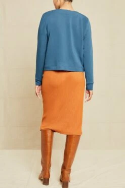 Mira Luxe Fleece Cardigan - Azure - ReAmour -AGOLDE Shop 211013 AV October ECOMM 0115MiraAzureLuxeFleece 8142 web e8feecd0 78af 475c 96f0 dbde7fc94119