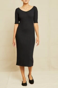 Amara Paris Rib Dress - Black