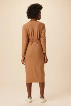 Russo Luxe Fleece Dress - Camel 6 Russo Luxe Fleece Dress - Camel -AGOLDE Shop 28 0050R1 Russo Camel 3