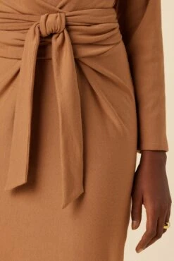 Russo Luxe Fleece Dress - Camel 7 Russo Luxe Fleece Dress - Camel -AGOLDE Shop 28 0050R1 Russo Camel 4