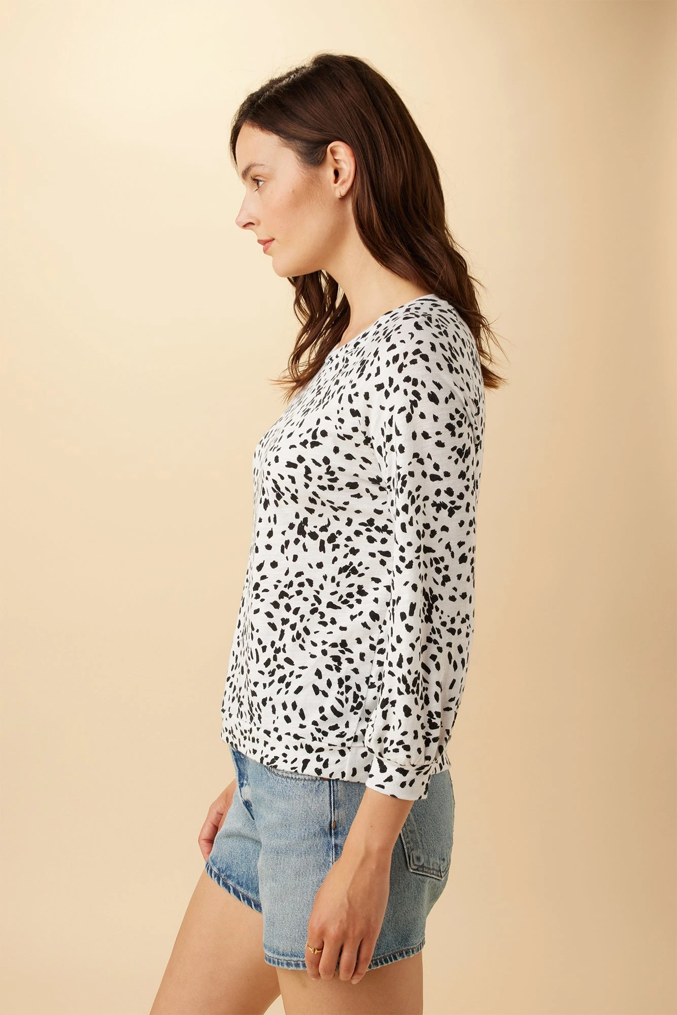Issa Raglan Slub Tee - Lucy Dot Black 2 Issa Raglan Slub Tee - Lucy Dot Black - Image 2