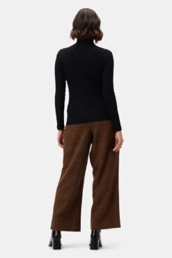 Lux Paris Rib Turtleneck - Black 6 Lux Paris Rib Turtleneck - Black -AGOLDE Shop 3800R1 Lux Turtleneck Black 3