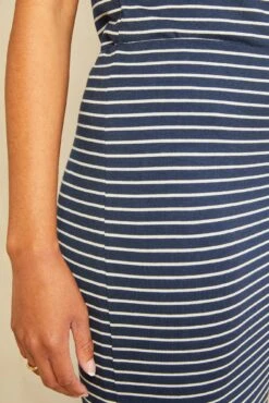 Yuma Dream Knit Skirt - Navy Natural 7 Yuma Dream Knit Skirt - Navy Natural -AGOLDE Shop 6089 Yuma Amsterdam Stripe Navy Natural 2575 web 70f8eb36 8e9b 47d5 a12a ca7349b3c92d