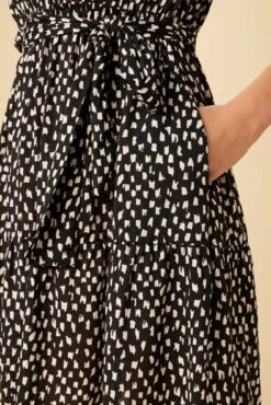 Malta Ecovero Dress - Italia -AGOLDE Shop 6677 Malta Viscose Italia Dot 5 5e872cbd 3b7b 43c7 abb9 3c3a702bfe37