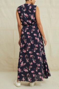 Olive Viscose Dress - Whitby Floral -AGOLDE Shop 7540OliveCrepeWhitby 0494 web ab7d8f6b 6a4d 4925 978d 21cdf2ffcf35