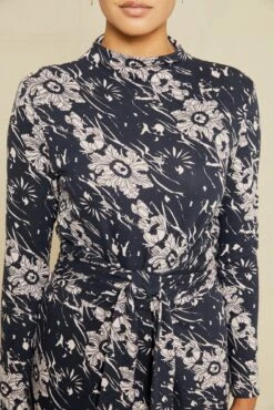 Castile Sweater Knit Dress -AGOLDE Shop 7607 Castile Sweater Dress Lola Floral 9924 web