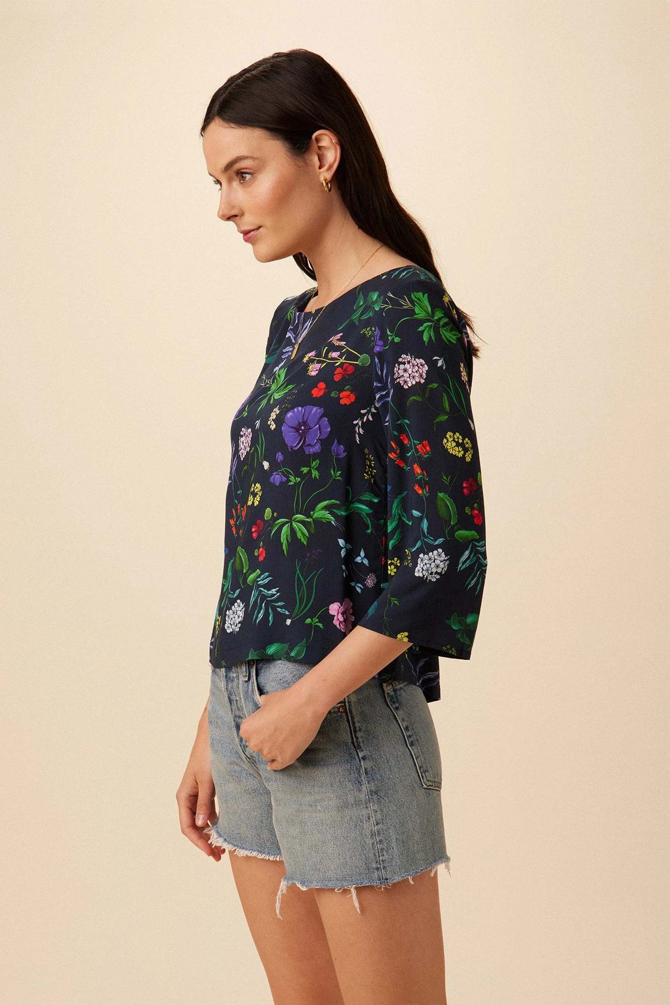 Martina Ecovero Blouse - Stella Floral Navy 2 Martina Ecovero Blouse - Stella Floral Navy - Image 2